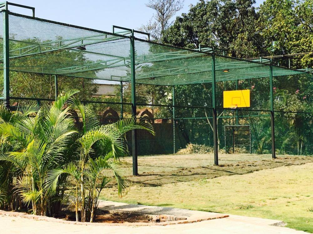 Rain Forest Resort Lonavala Exteriör bild